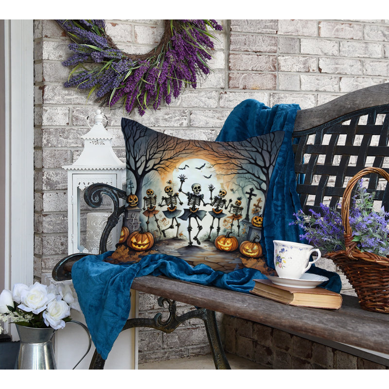 Coussin décoratif intérieur / extérieur en polyester More / Spooky More Spooky Halloween, 18 po x 18 po