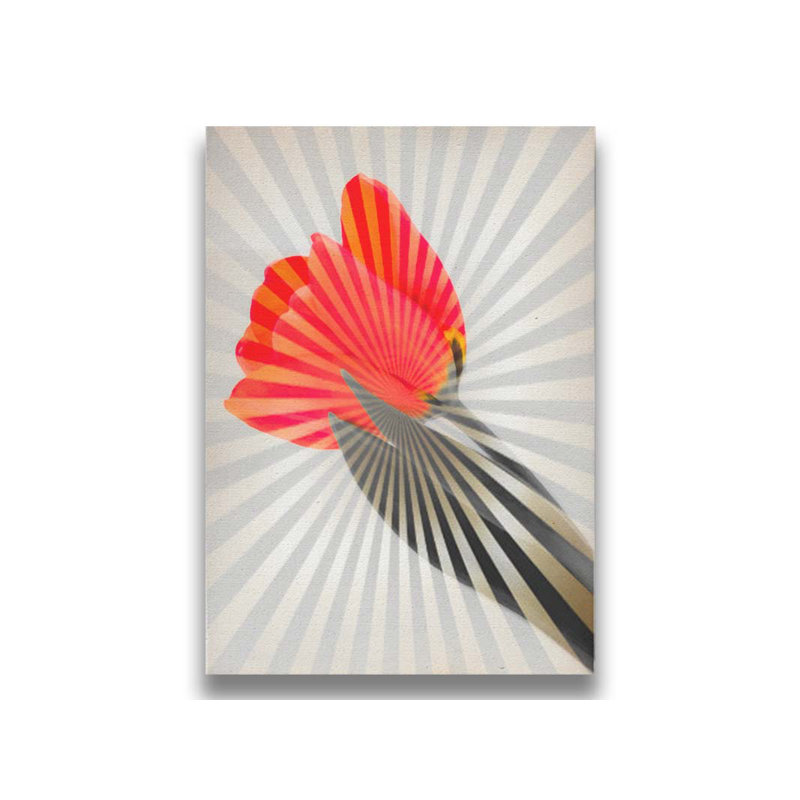 Tulip Splash par Hal Halli. Estampe numérique, H 40,5 po x l 30,5 po, Noir, Impression encadrée sans passe-partout