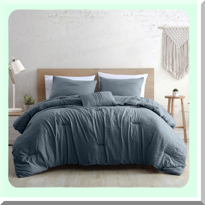 Luxury All Season Bedspread Set - Brushed Microfiber Comforter, Shams, Decorative Pillow - Elegant Down Alternative Bedding