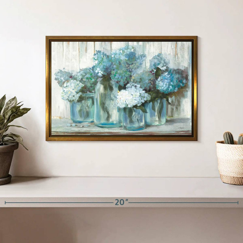 Hortensias en pots de verre bleus, 31 po x 21 po, Cadre flottant doré