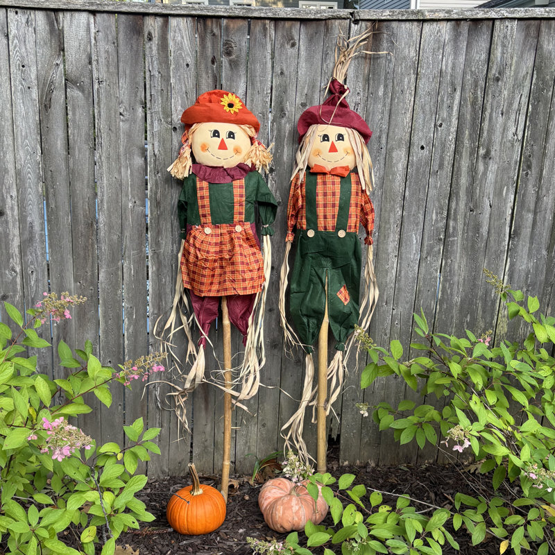 Ensemble de 2 piquets de jardin 60 "Harvest Boy & Girl Scarecrow on Pole