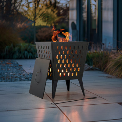 Sunjoy 18 po. Foyer d'extérieur en acier Hartefeld, foyer d'extérieur au feu de bois avec couvercle en PVC et tisonnier