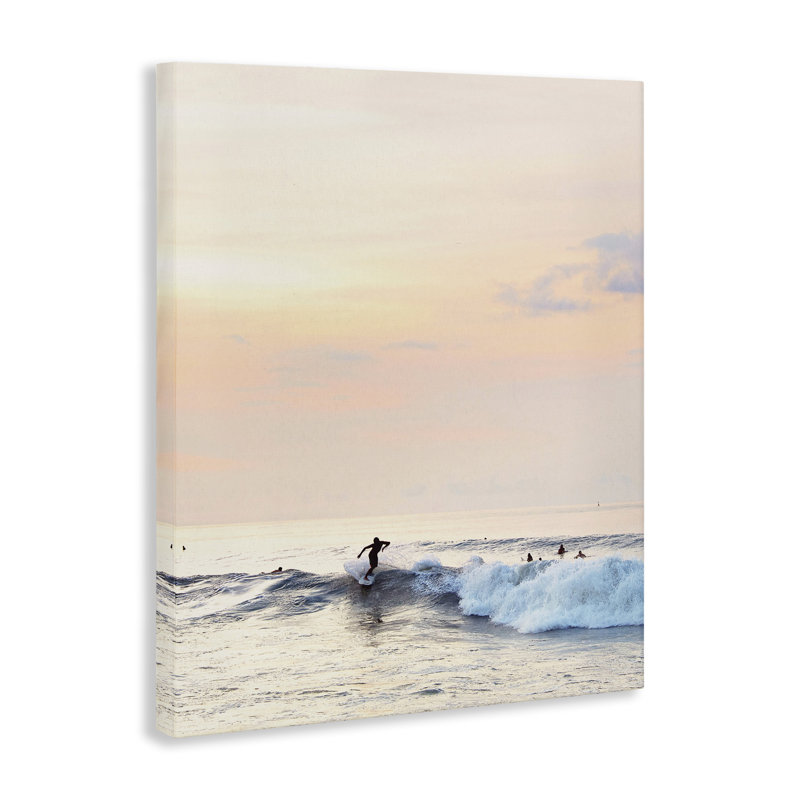 «Sunset Surfer Landscape», art mural sur toile par Sissi et Seb, H 48 po x l 36 po