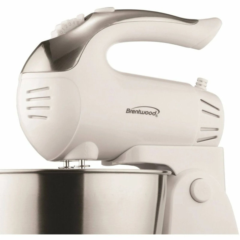 Brentwood 5 Speed 3 Quarts Stand Mixer, White