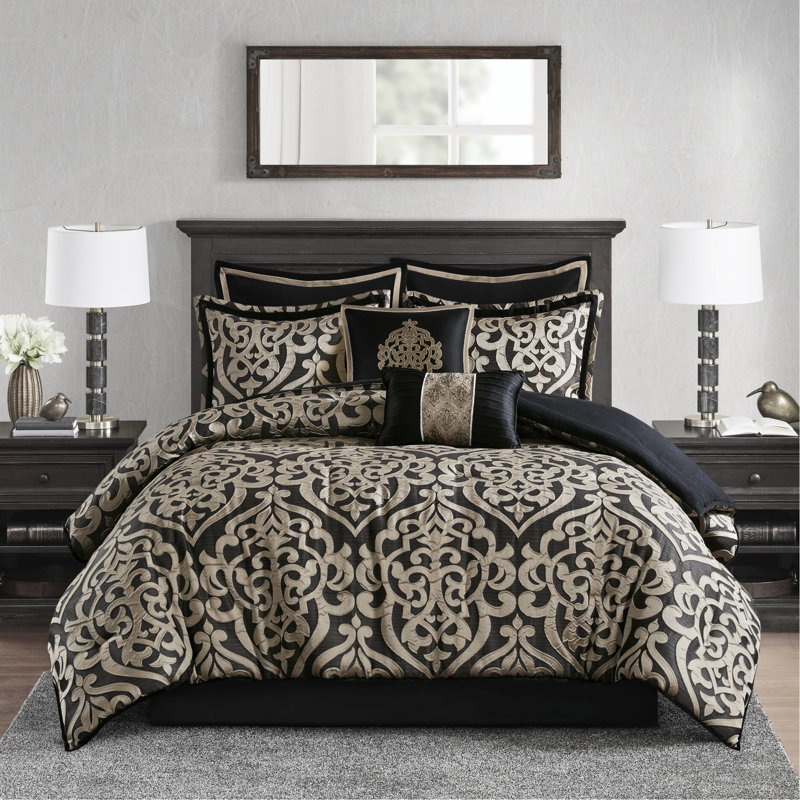 8pcs King Comforter , Weave, , Filling , Filling, Easy Maintenance