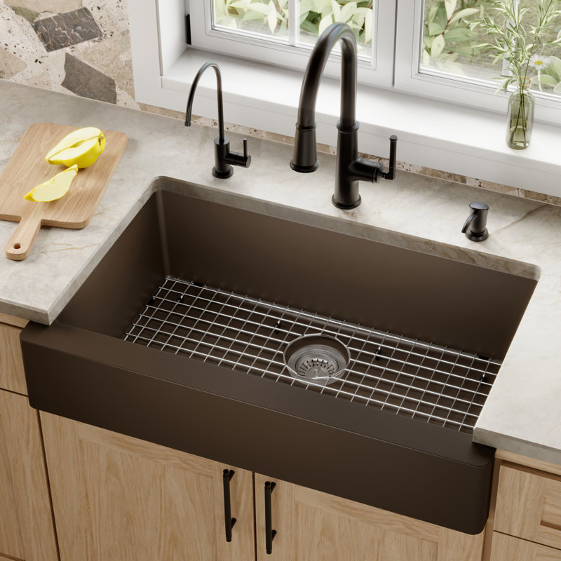 Ensemble d'évier de cuisine à tablier simple à tablier frontal 34 po x 21 1/4 po Karran Quartz, Brun