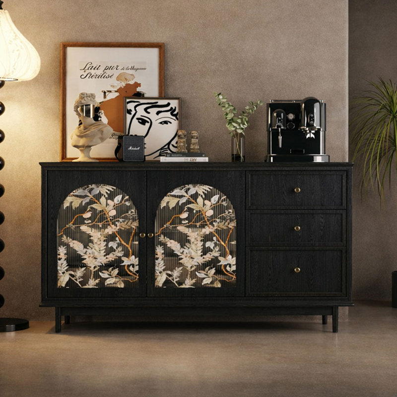 Buffet haut de gamme américain, 39.3" H x 55.1" W x 13.7" D