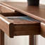 Table de véranda entièrement en bois massif de style moderne.-954702834