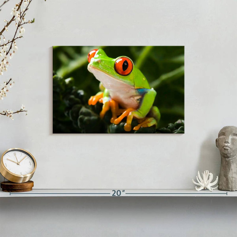 Brampt Tree Frog, 8" H x 12" W