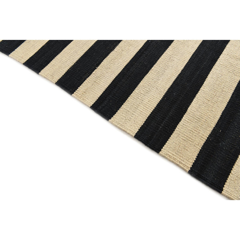 8x11 Parrett Black and White Rug