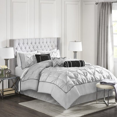 49ec31391 Comforter