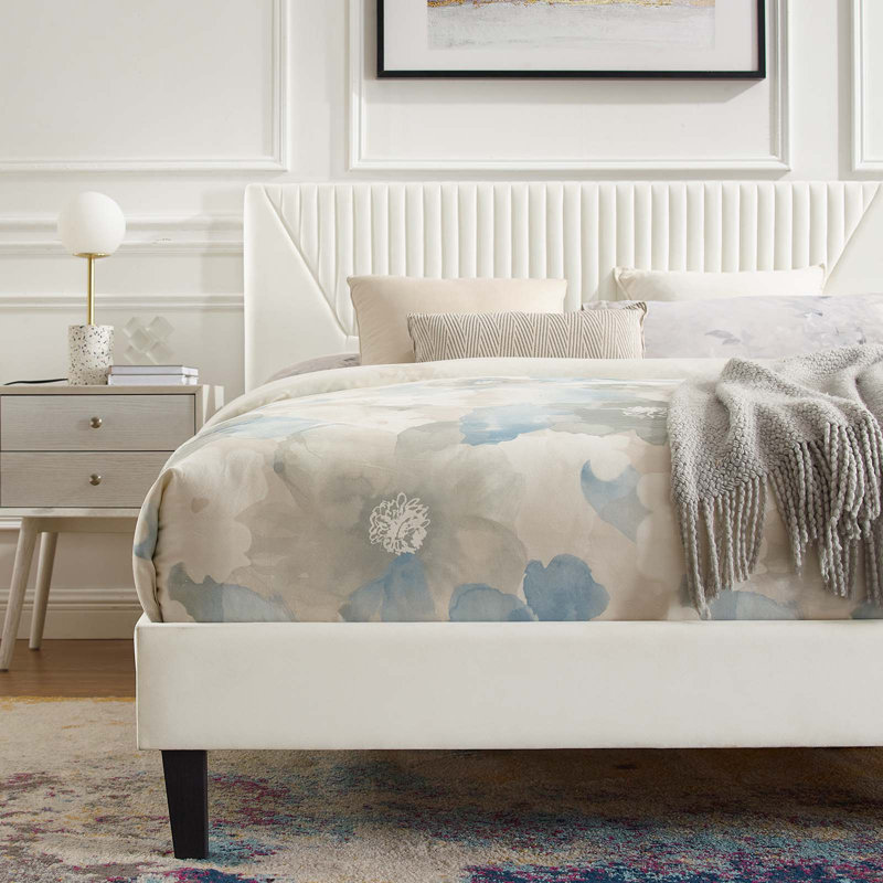 Lit plateforme en velours Yasmine Channel, Blanc, Simple
