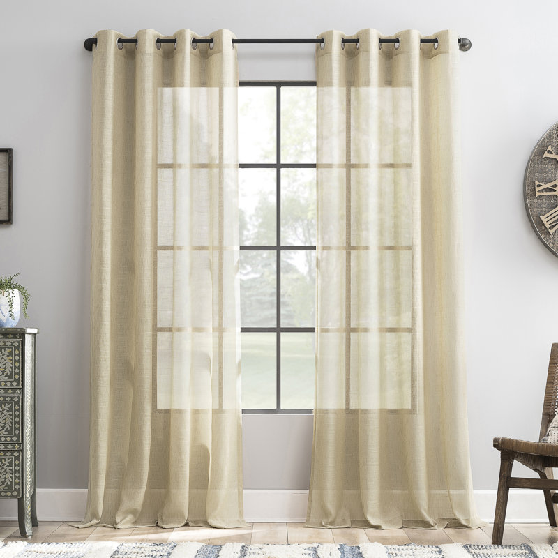 Panneau de rideau semi-diaphane avec œillets Akari, L 52 po x L 95 po, Beige