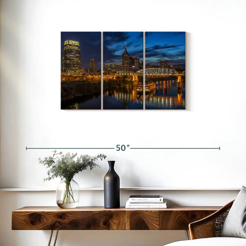 Rorry Nashville Night, 20" H x 33" W