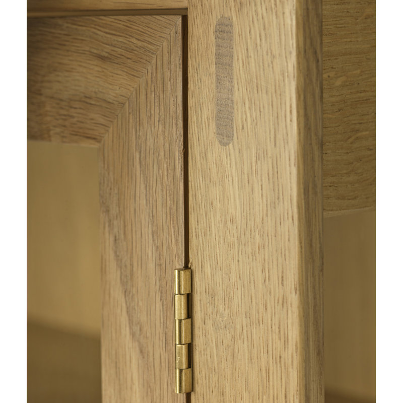Boderne Display Stand
