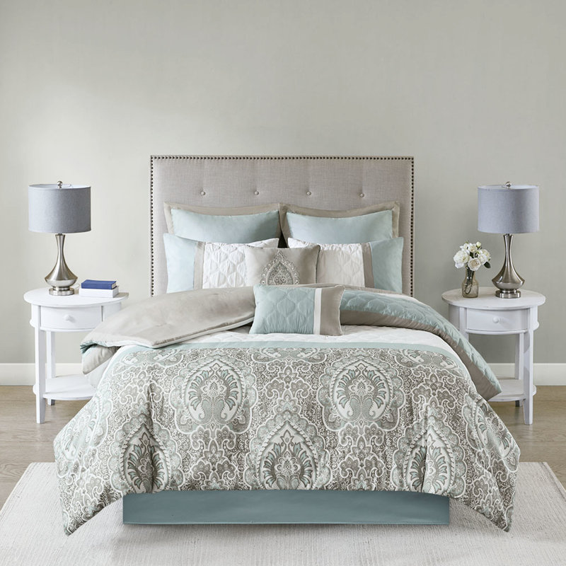 King 8 Piece Comforter Bedding - Blush Colour , Filling, , Decorative Pillows, Washable, Sarcelle