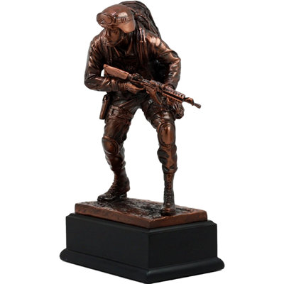 People Figurines & Sculptures