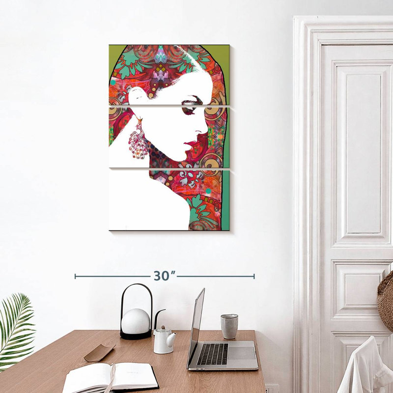 Leisha Majestic Chic, 32" H x 20" W