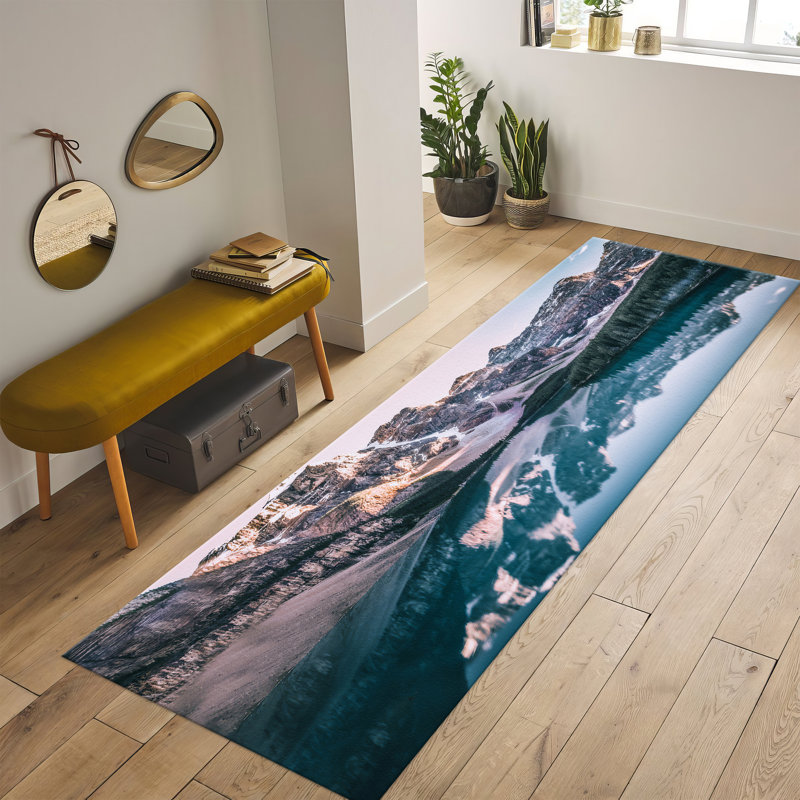 Exquisite Soft Pile Printed Rug Featuring Vibrant Floral Design Perfect for Enhancing the Beauty of Any Indoor Space