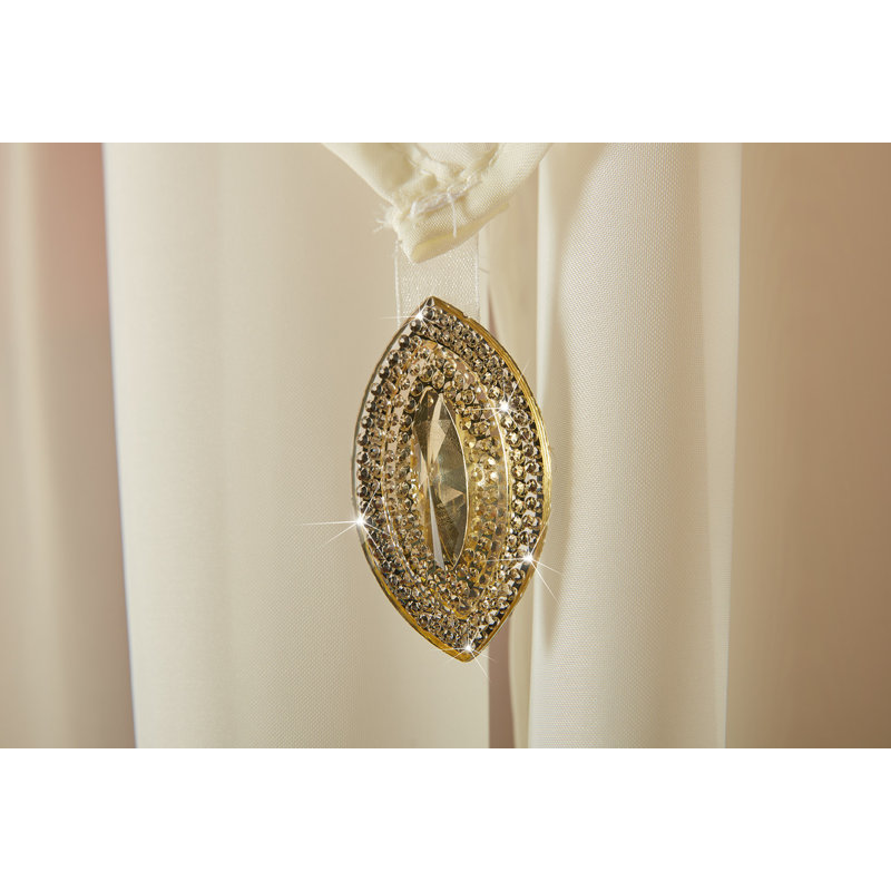 Avery Solid Colour Pointed Window Pelmet, Cream