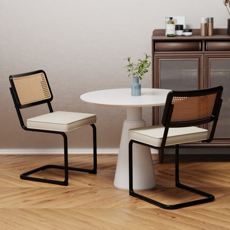 Chaise d'appoint rembourrée en velours Amyris, Beige, Noir