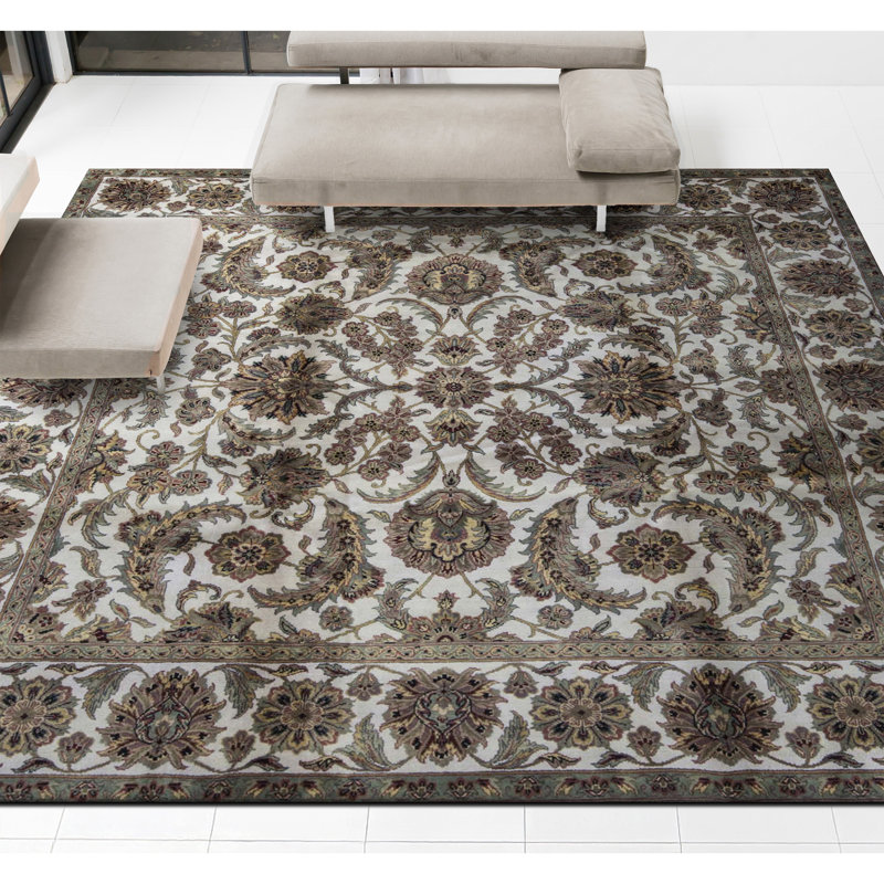 Tapis carré ivoire, vert et noir noué à la main de haute qualité