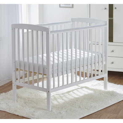 Babybett mit Matratze