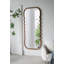 Miroir surdimensionné en bois 31,4 x 1,4 x 74 po avec cadre brun unique