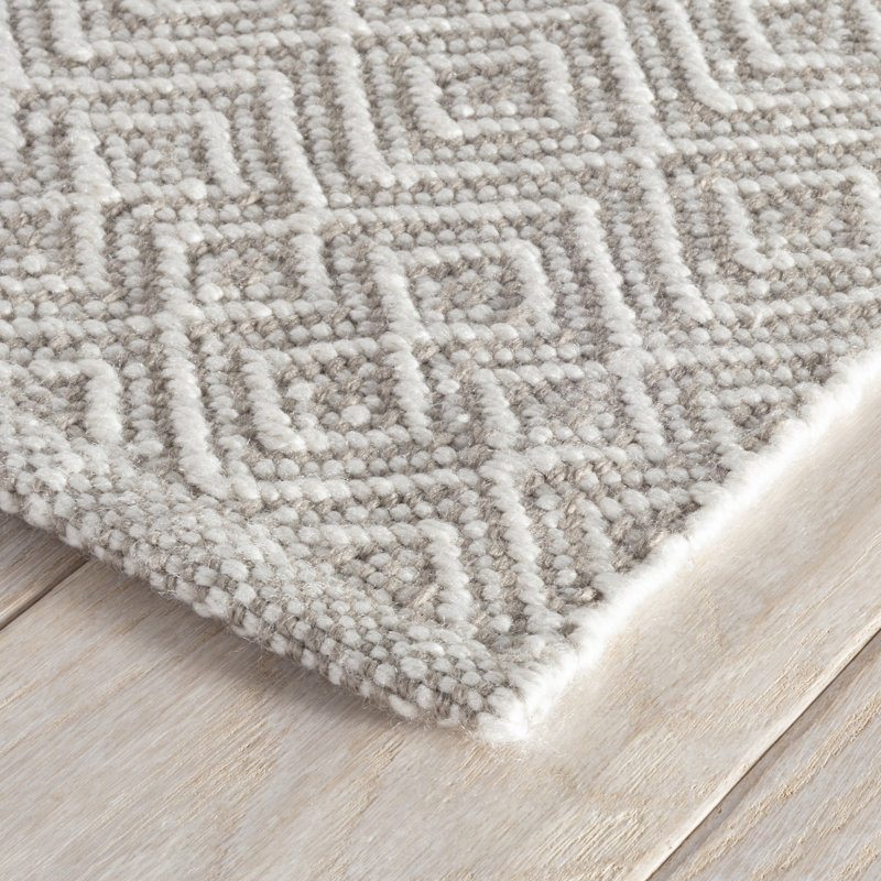 Annabelle Grey Handwoven Indoor/Outdoor Rug, Runner 2'6" x 8'