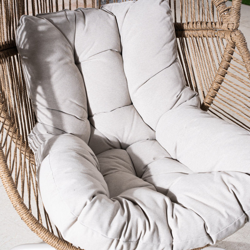 Fauteuil à œufs pivotant en osier pour l'extérieur et l'intérieur