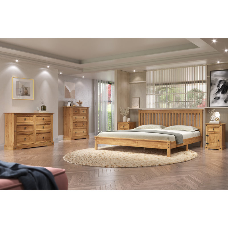 Ensemble de chambre à coucher 5 pièces Ophelia, deux tables de chevet, un lit, une grande commode et une large commode style rustique en bois massif