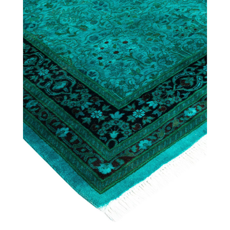 Fine Vibrance One-of-a-Kind 2' 9" X 17' 10" Hand Knotted Area Rug