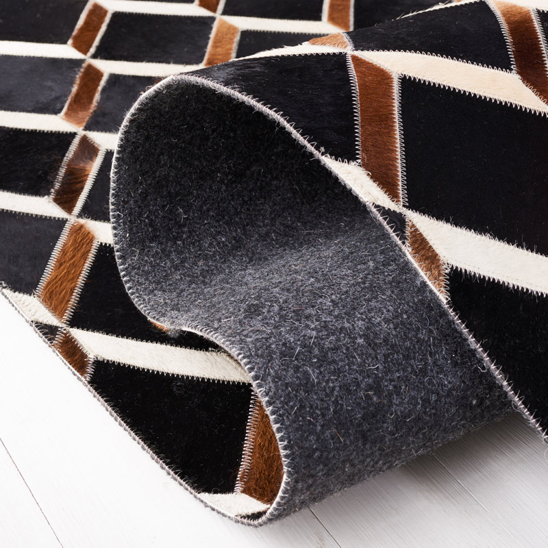 Studio Leather Hand Woven Wool/Leather/Non Woven Felt Geometric Rug in Black/Brown, Rectangle 5' x 8'