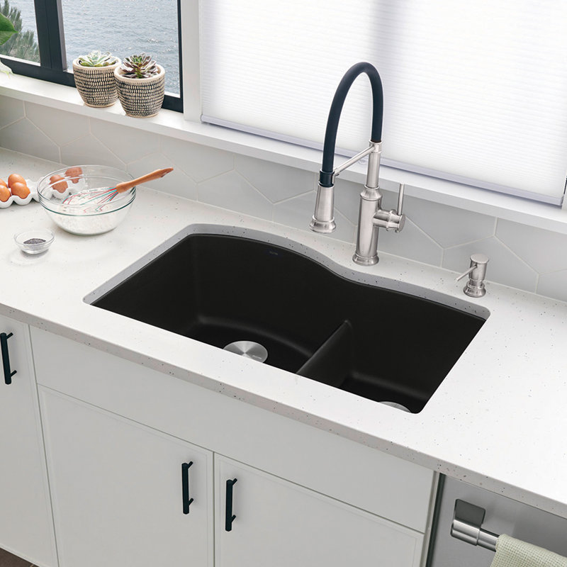 Évier de cuisine à double cuve en granite Diamond L 36 po x l 21 po avec crépine Diamond Silgranit, Noir charbon