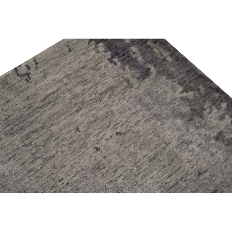 Area Rug in Gray