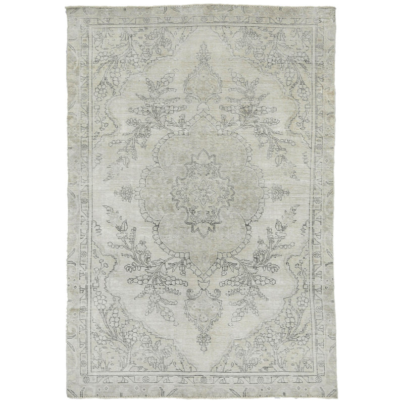 Tapis beige / crème Andromachi One-of-a-Kind