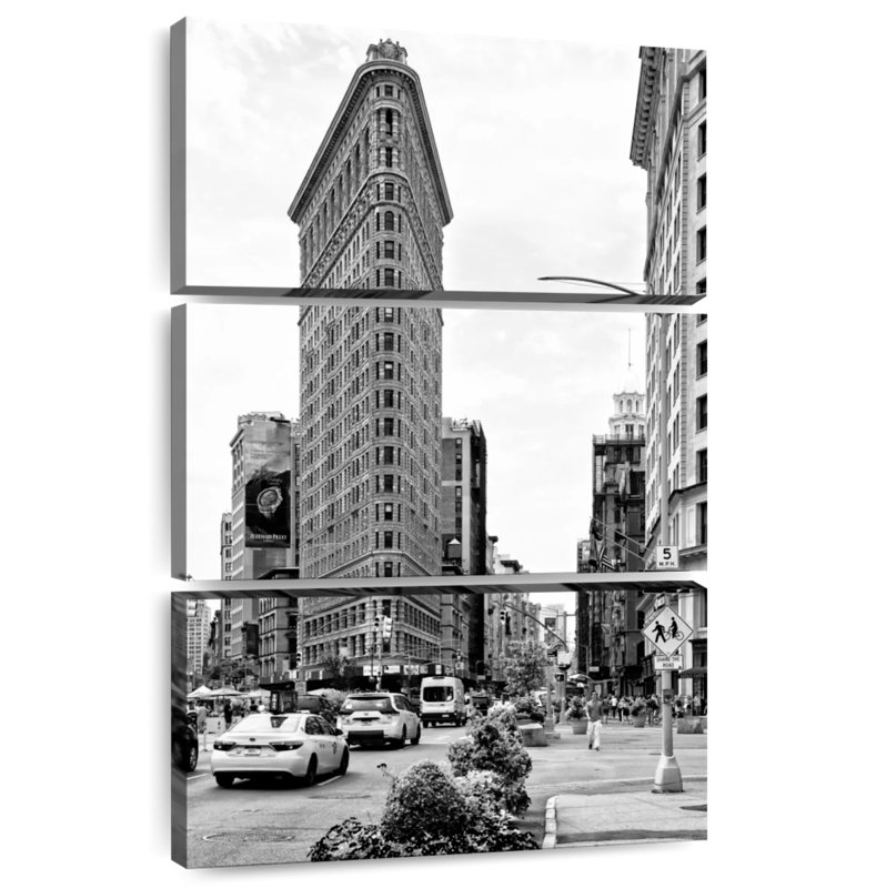 Sireci Manhattan Flatiron Building, 38" H x 24" W