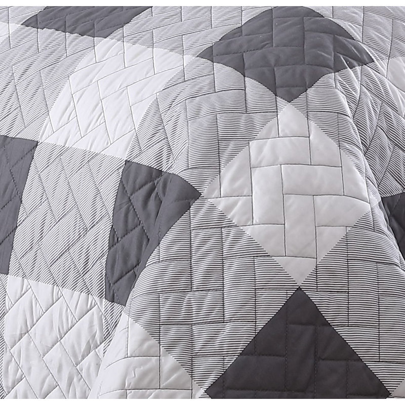 Buffalo Plaid Polyester Jersey Knit Plaid Quilt, Twin Quilt + 1 Sham + 2 Throw Pillows, Gray/White