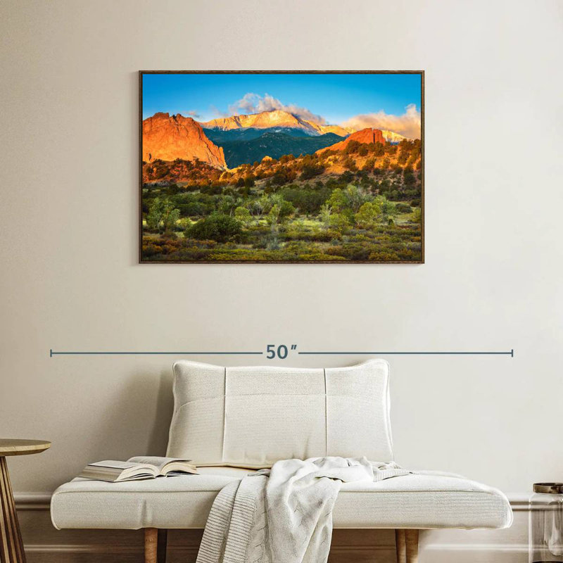 Paysage de montagne Pikes Peak, 37 po x 25 po, Cadre flottant en noyer