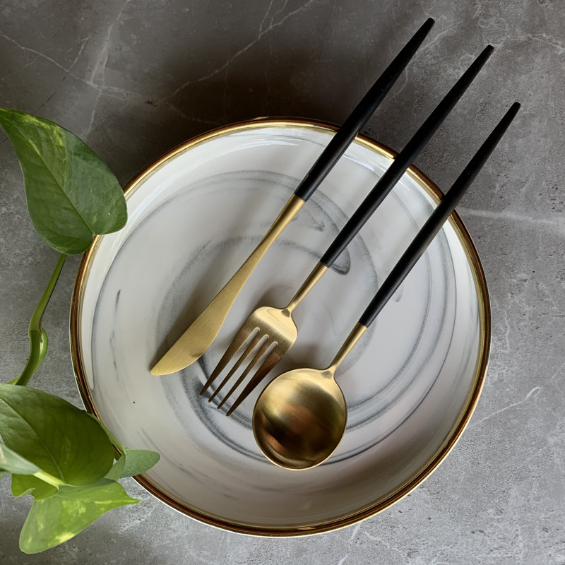 "The Luxury Collection" Marble Design Plate with Gold Trim - Small - 8"