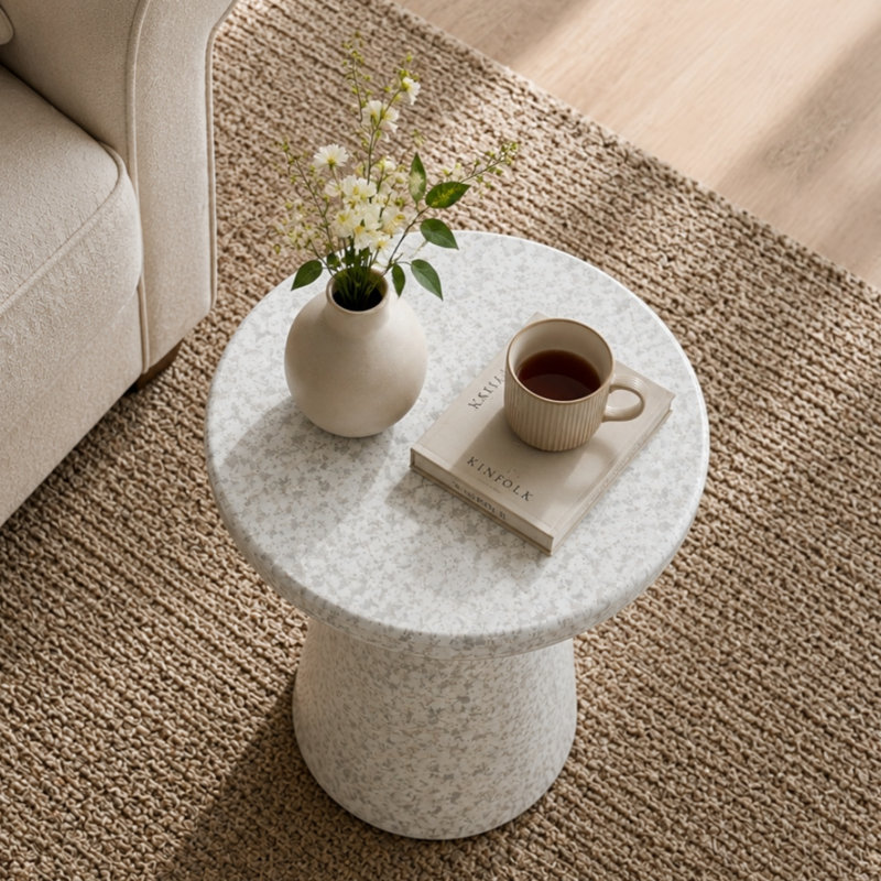 Table d'appoint 22 po en forme de champignon, Marbre blanc