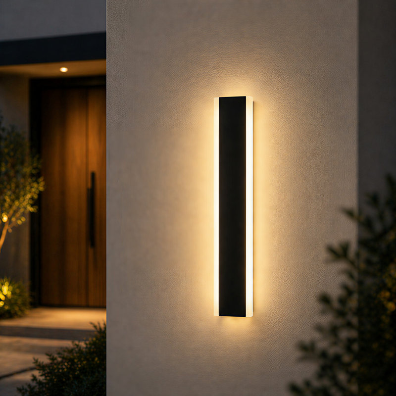 Applique murale d'extérieur à DEL à intensité variable avec plaque arrière, H 23,6 po x l 3,14 po x P 1,78 po