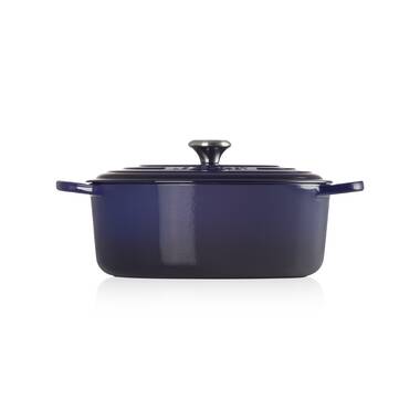 dutch oven, le cruset, french enamelwares, contemporary kitchens, cookware  design, new dutch oven, staub, lasagna pan, France, pots and pan, review,  best, large, small, round, oval, cast iron, lodge, cookware, enamelware,  sale