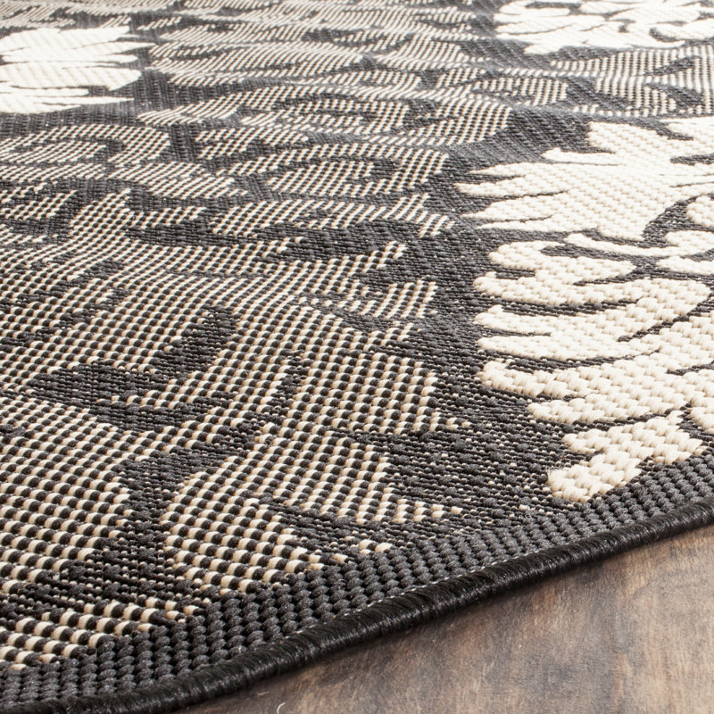 Tapis intérieur / extérieur floral / ivoire Arneshia, Rectangle 8 pi x 11 pi