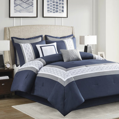 Couette brodée 8 pièces - King, bleu marine, gris et blanc, ensemble brodé pour chambre élégante