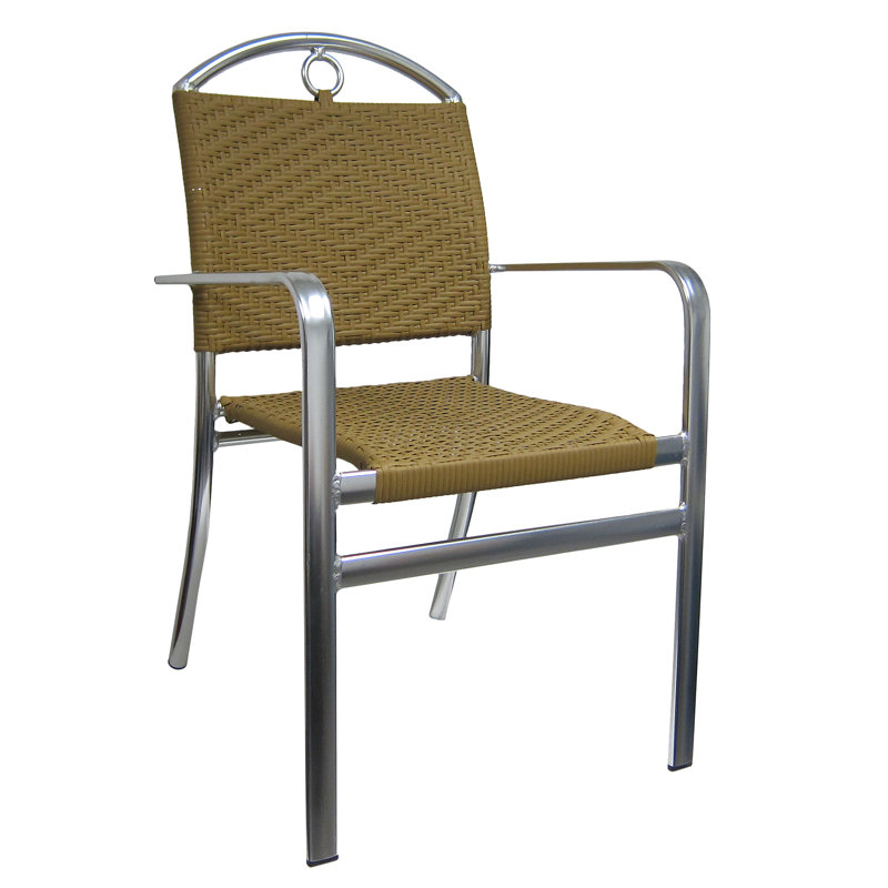 Chaise de patio empilable