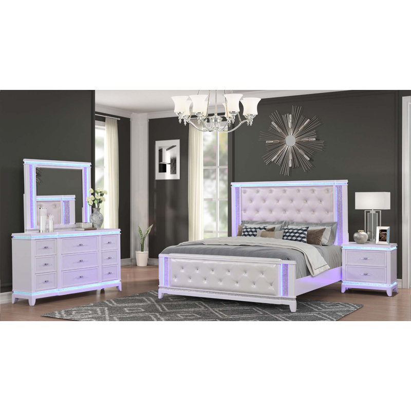Ensemble de chambre à coucher 4 pièces avec DEL, Grand, Quatre pièces : lit, table de chevet, commode et