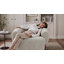 Chaise d'appoint rembourrée moderne avec pieds en bois massif, fauteuil en tonneau en tissu pour salon, chambre à coucher-130629598
