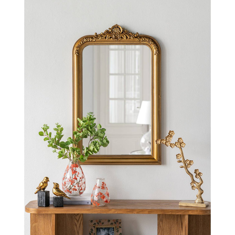 Miroir mural arqué 23,5 x 37,5 po