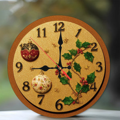 Christmas-Clock-Face-With-Holly-Ornaments